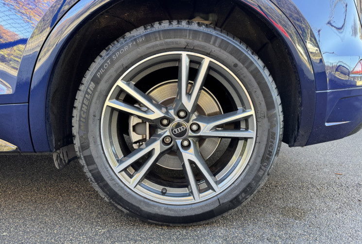 Audi Q5 35 TDi 2.0 163 S-Line  S-Tronic7 / Toit ouvrant / Hifi B&O / Sièges chauffants