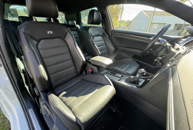 Volkswagen Golf VII R 310ch Phase II / 4Motion DSG7 / Immat FR / Suivi VW