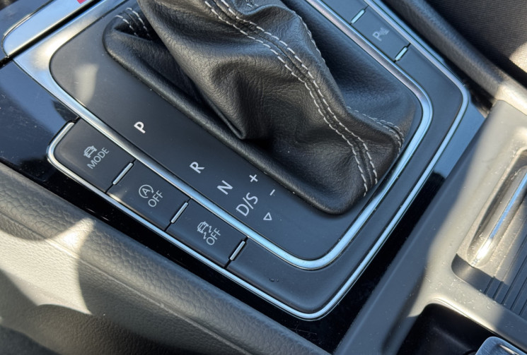 Volkswagen Golf VII R 310ch Phase II / 4Motion DSG7 / Immat FR / Suivi VW