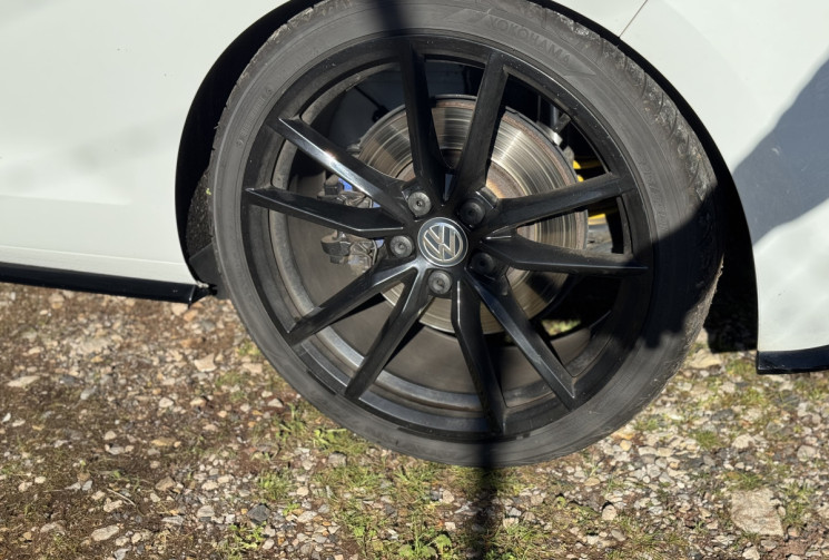 Volkswagen Golf VII R 310ch Phase II / 4Motion DSG7 / Immat FR / Suivi VW