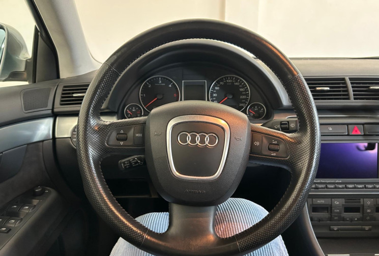 Audi A4 3.0 V6 TDI Ambition Luxe quattro