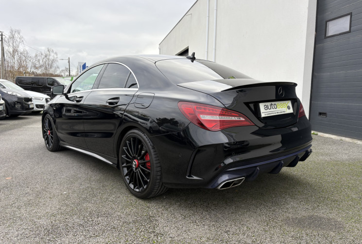 Mercedes CLA 45 AMG 2.0 i Turbo 4MATIC 7G-DCT 381 cv