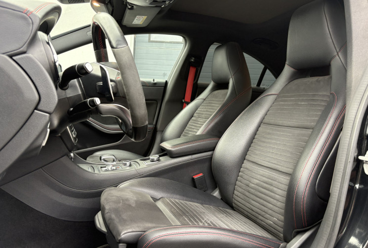 Mercedes CLA 45 AMG 2.0 i Turbo 4MATIC 7G-DCT 381 cv