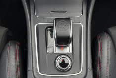 Mercedes CLA 45 AMG 2.0 i Turbo 4MATIC 7G-DCT 381 cv