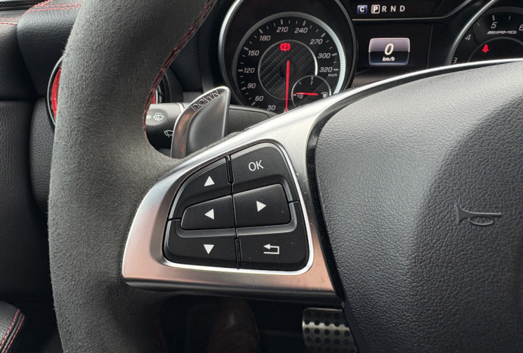 Mercedes CLA 45 AMG 2.0 i Turbo 4MATIC 7G-DCT 381 cv