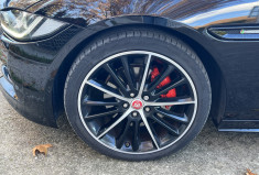 Jaguar XE 2.0 D 180 R-Sport BVA / Toit Ouvrant / Sièges Chauffants / Keyless 