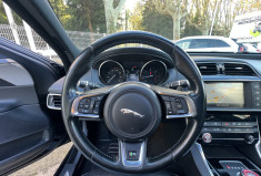 Jaguar XE 2.0 D 180 R-Sport BVA / Toit Ouvrant / Sièges Chauffants / Keyless 