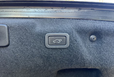 Jaguar XE 2.0 D 180 R-Sport BVA / Toit Ouvrant / Sièges Chauffants / Keyless 