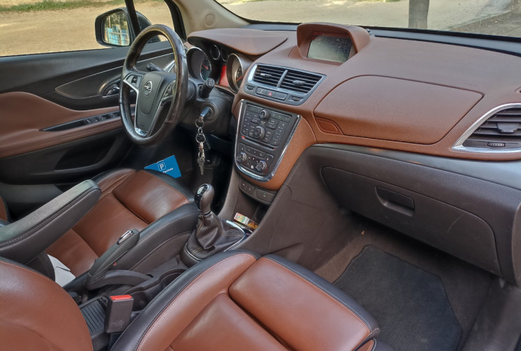 Opel Mokka 1.4L 140ch - COSMO - Cuir - Sièges + volants chauffants - Clim auto - Camera