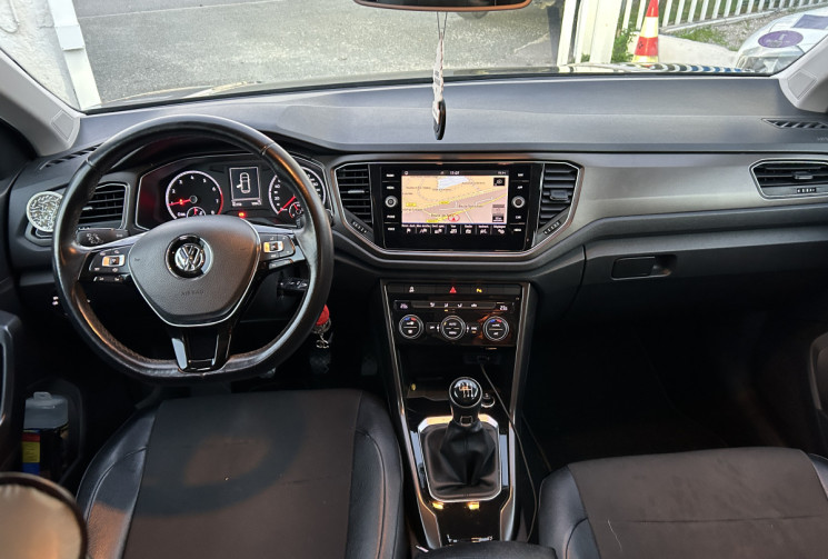 Volkswagen T-Roc 1.0 TSI 115 Ch LOUNGE * 1ER MAIN * CAMERA * CARPLAY