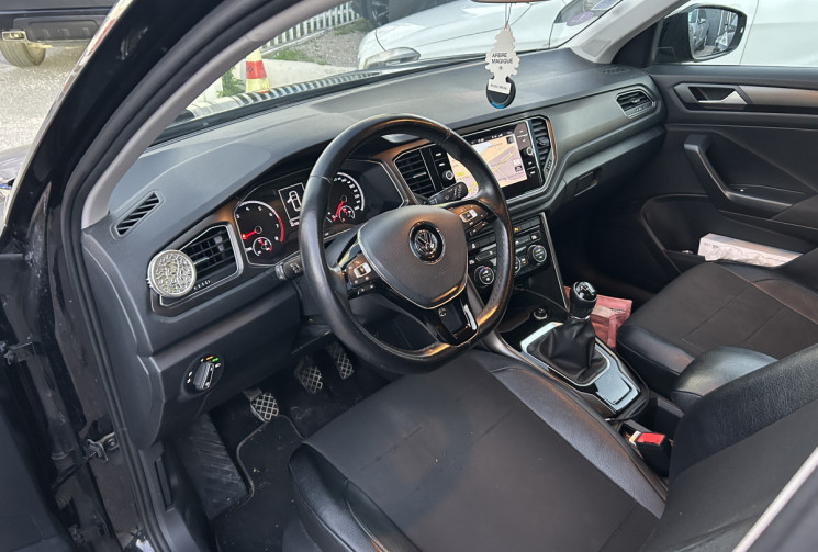 Volkswagen T-Roc 1.0 TSI 115 Ch LOUNGE * 1ER MAIN * CAMERA * CARPLAY