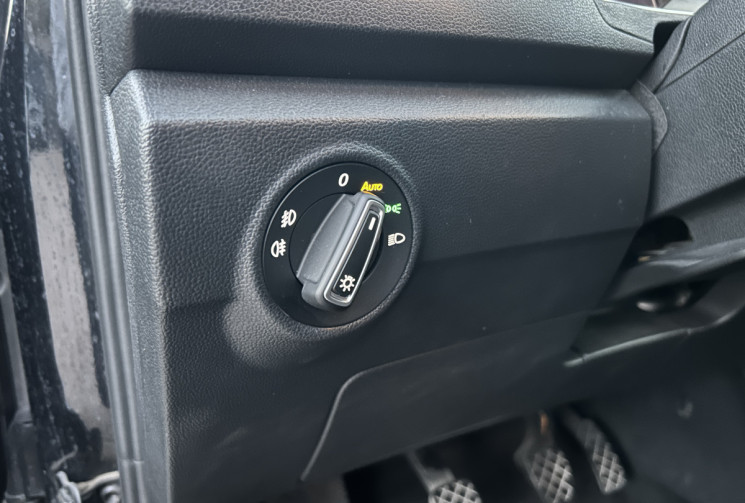 Volkswagen T-Roc 1.0 TSI 115 Ch LOUNGE * 1ER MAIN * CAMERA * CARPLAY