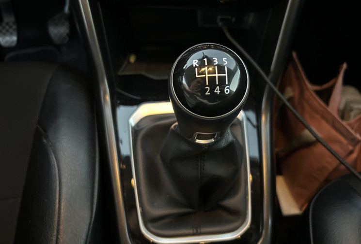 Volkswagen T-Roc 1.0 TSI 115 Ch LOUNGE * 1ER MAIN * CAMERA * CARPLAY