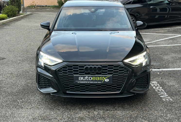 Audi A3 Limousine 30 TFSI 110 ch MH S line S tronic 7 / Entretien 100% AUDI