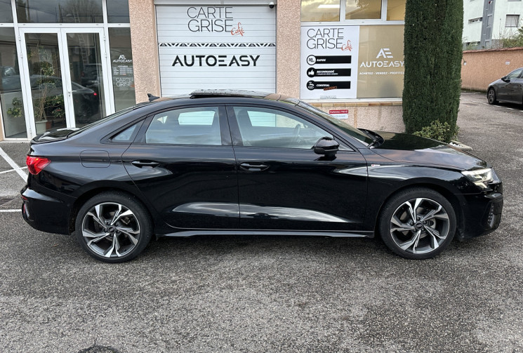 Audi A3 Limousine 30 TFSI 110 ch MH S line S tronic 7 / Entretien 100% AUDI