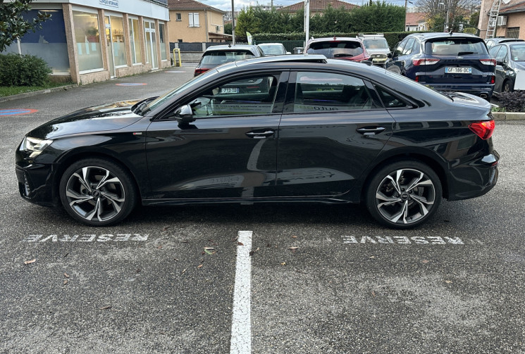Audi A3 Limousine 30 TFSI 110 ch MH S line S tronic 7 / Entretien 100% AUDI