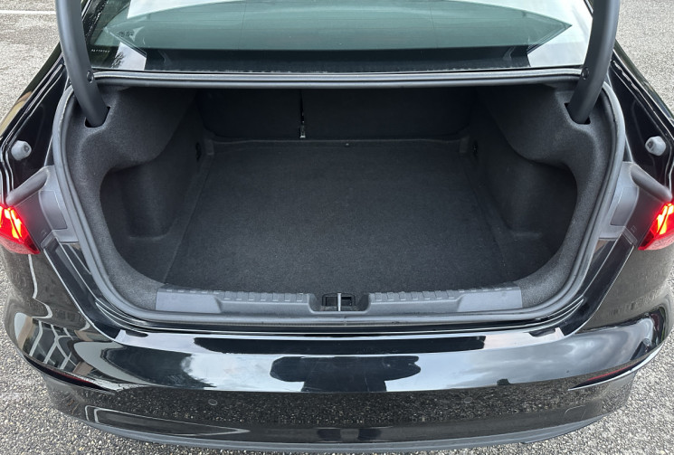 Audi A3 Limousine 30 TFSI 110 ch MH S line S tronic 7 / Entretien 100% AUDI