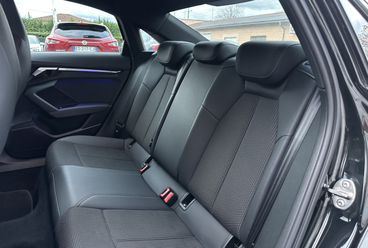 Audi A3 Limousine 30 TFSI 110 ch MH S line S tronic 7 / Entretien 100% AUDI