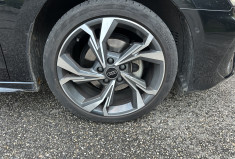 Audi A3 Limousine 30 TFSI 110 ch MH S line S tronic 7 / Entretien 100% AUDI