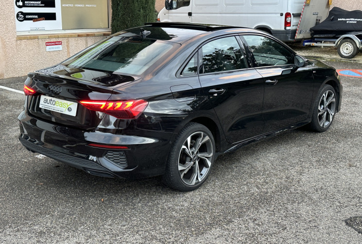 Audi A3 Limousine 30 TFSI 110 ch MH S line S tronic 7 / Entretien 100% AUDI