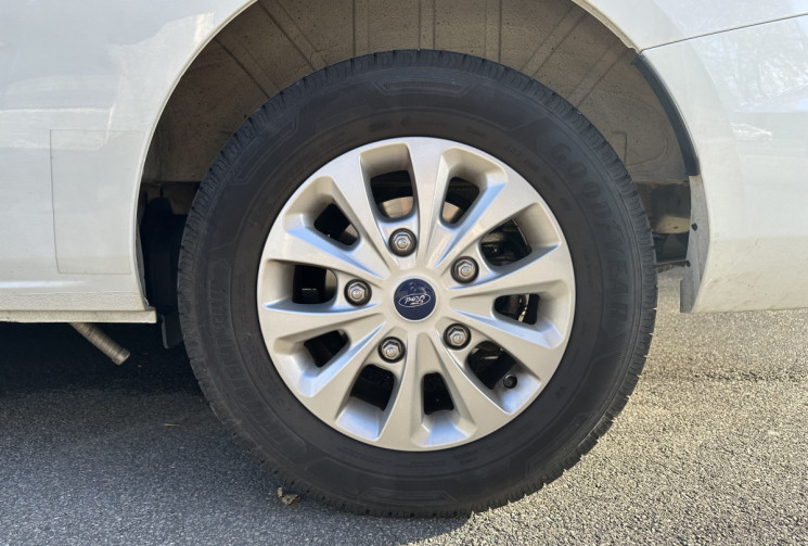 Ford Transit  Custom STYLEVAN AUKLAND TDCI 130 / Van aménagé / 5 pl. assises / 4 couchages 