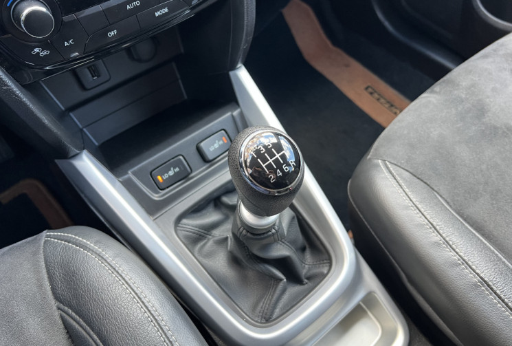 Suzuki Vitara 1.6 DDiS 120 Pack 4x2 / Distribution OK / Sièges Chauffants / Caméra / Carplay