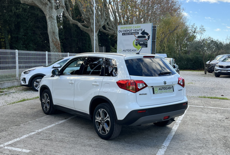 Suzuki Vitara 1.6 DDiS 120 Pack 4x2 / Distribution OK / Sièges Chauffants / Caméra / Carplay