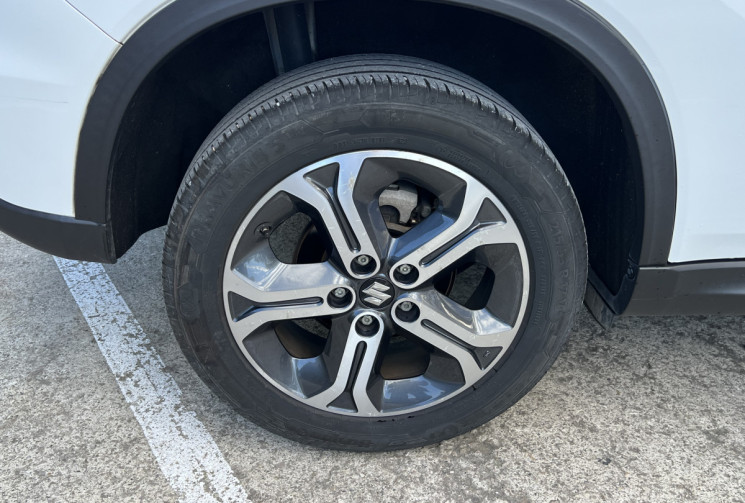 Suzuki Vitara 1.6 DDiS 120 Pack 4x2 / Distribution OK / Sièges Chauffants / Caméra / Carplay