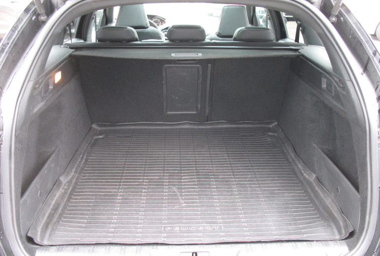 Peugeot 308 SW II 2.0 GT HDI 180 EAT6