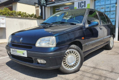 Renault Clio BACCARA Phase 3 1.8 i 90 cv Boîte auto