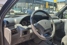 Renault Clio BACCARA Phase 3 1.8 i 90 cv Boîte auto