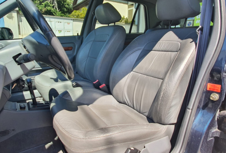 Renault Clio BACCARA Phase 3 1.8 i 90 cv Boîte auto