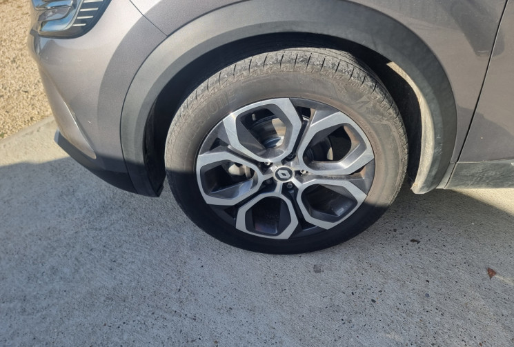 Renault Captur E-TECH 145 - 21 INTENS