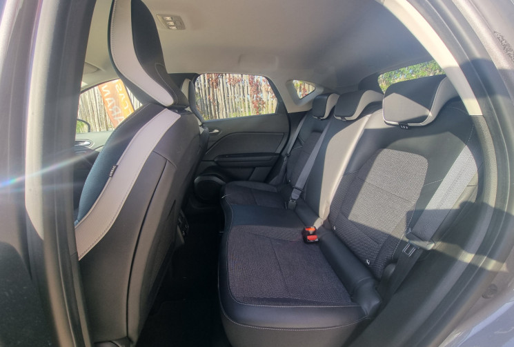 Renault Captur E-TECH 145 - 21 INTENS