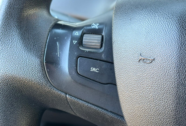 Peugeot 208 1.6 BlueHDi 100ch Féline 5p