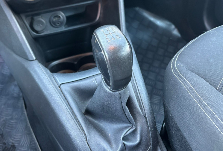 Peugeot 208 1.6 BlueHDi 100ch Féline 5p