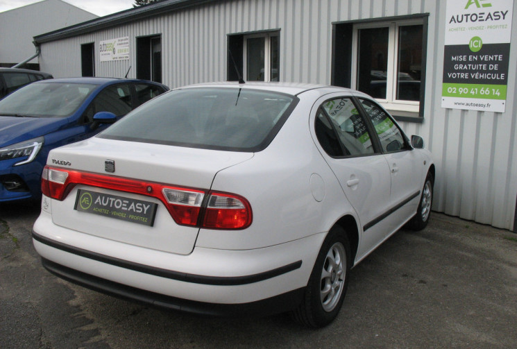 SEAT TOLEDO 1.6 i 100 STELLA toutes options Etat exceptionnel