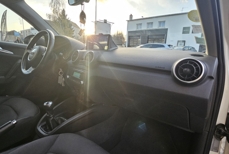 Audi A1 1.4 TDI 90 ch ultra distribution neuve