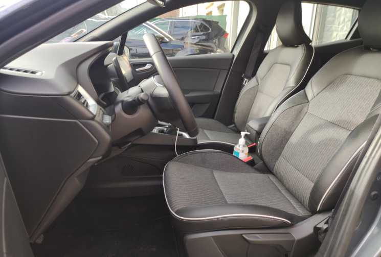 Renault Clio V 1.0 TCe  90 cv LUTECIA