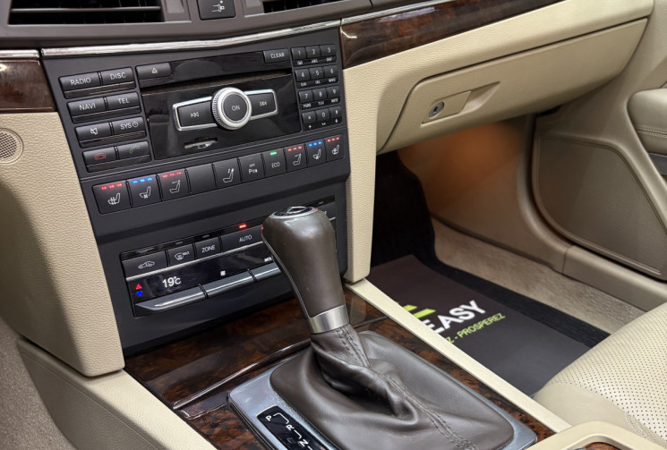 Mercedes CLASSE E CABRIOLET E250 CGI Avantgarde 204 7G-Tronic /siège électrique chauffant ventilé