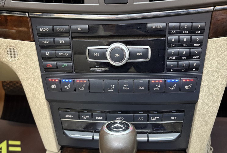 Mercedes CLASSE E CABRIOLET E250 CGI Avantgarde 204 7G-Tronic /siège électrique chauffant ventilé