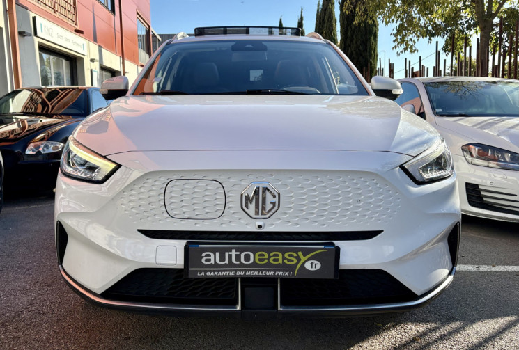 MG ZS 2023 Luxury 100% Electrique / Super état / révisée et garantie 