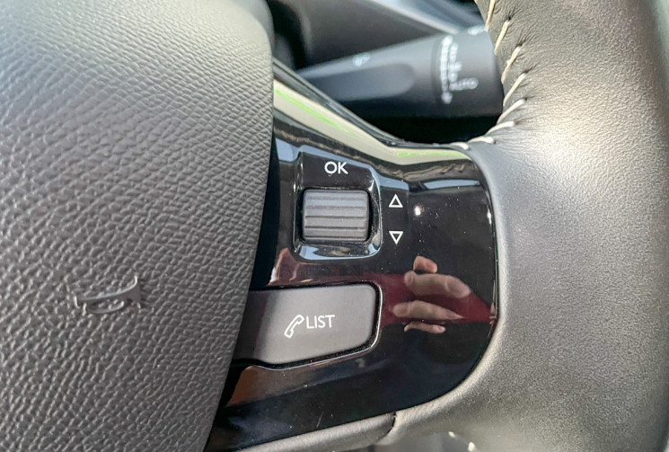 Peugeot 308 1.2 130 ALLURE 1er MAIN KEYLESS CAMERA CARPLAY COURROIE REVISION POUR LA VENTE