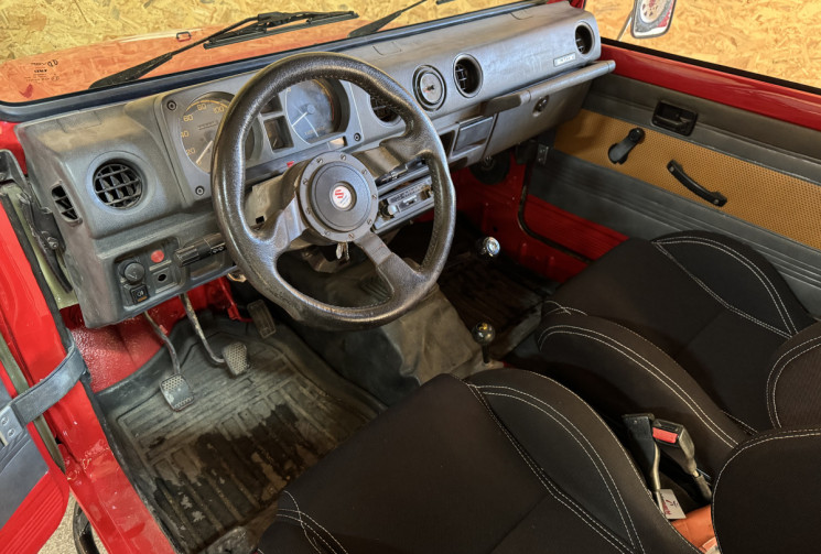 Santana VITARA SJ413