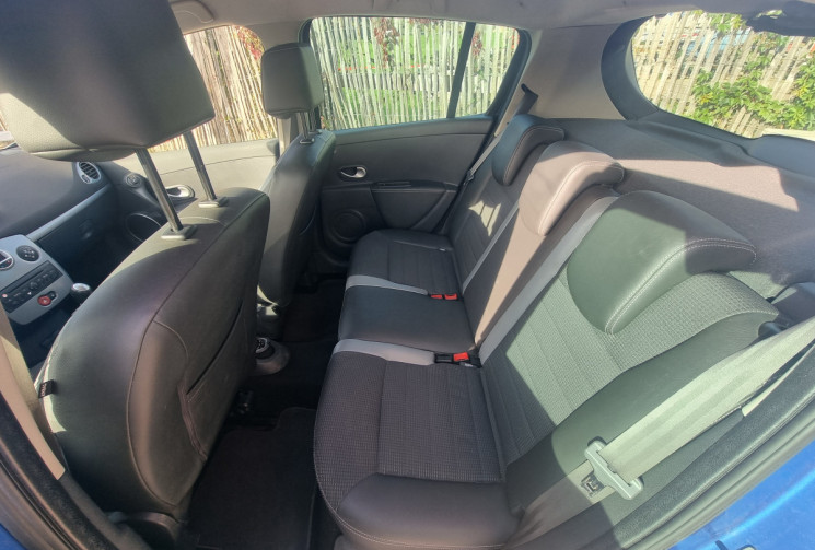 Renault Clio III GT 1.6 16V 128 CV 