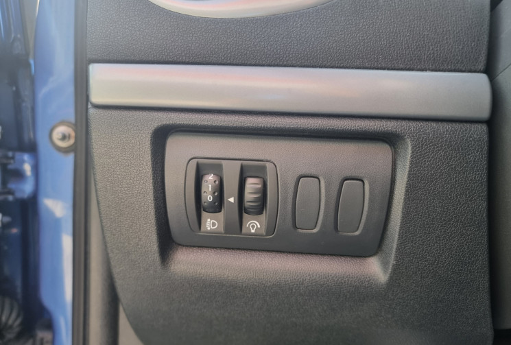 Renault Clio III 1.6 16V 128 GT