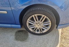 Renault Clio III GT 1.6 16V 128 CV 