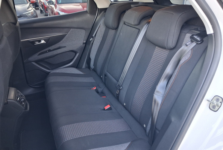 Peugeot 3008 1.2 PureTech 130ch E6.c Active Business S&S