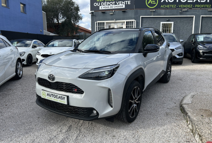 Toyota Yaris Cross 130h GR Sport MC24 * CAMERA * FEUX LED * CARPLAY