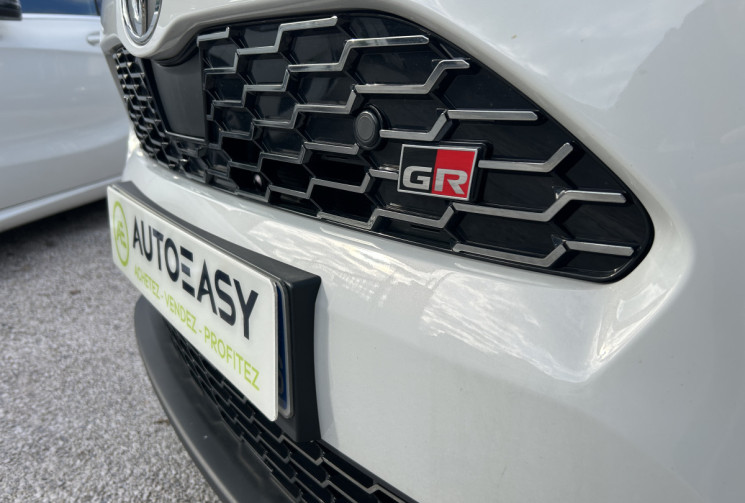 Toyota Yaris Cross 130h GR Sport MC24 * CAMERA * FEUX LED * CARPLAY